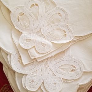 ❌sold❌ Elegant Cream Lace Table Napkins